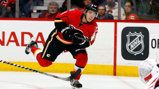 johnny-gaudreau-flames-advanced-stats-1300.jpg